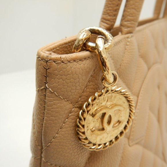 Chanel Tote Bag Caviar Skin Beige Matelasse - Picture 7 of 8